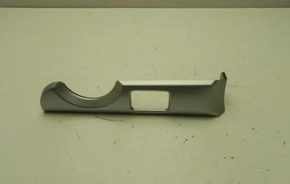 Skoda Yeti (5L) Radio/GPS head unit trim 5L2858417 I6247