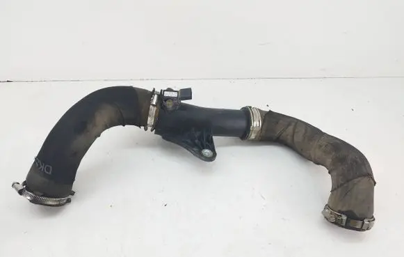 Audi A4 S4 B8 8K Intercooler hose/pipe 8K0145673E PA6GF30 038906051C