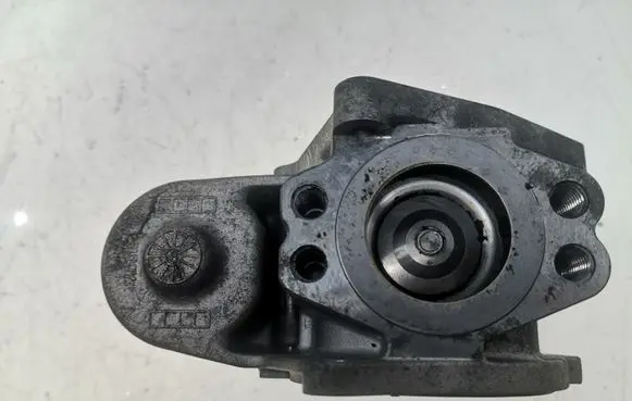 Audi A4 S4 B8 8K EGR valve 03L131501E