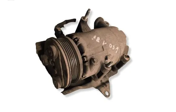 Volvo V50 Air conditioning (A/C) compressor (pump) 
