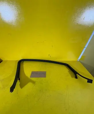 Opel Astra J Other front door trim element 13264851