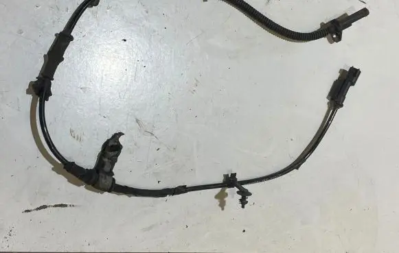 Ford Mustang VI ABS brake wheel speed sensor FR3C2C204AC