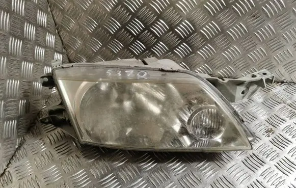Mazda Premacy Headlight/headlamp P1990R