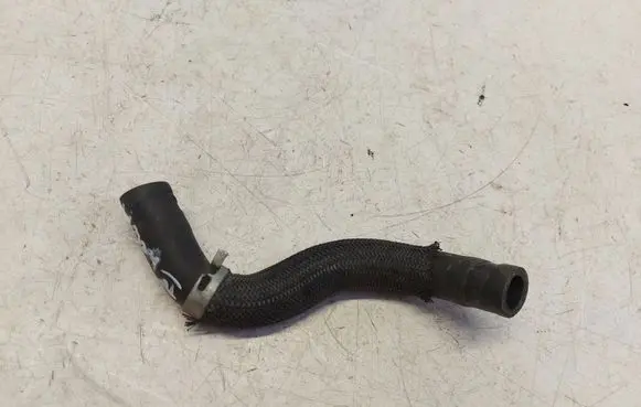 Toyota Prius (XW50) Engine coolant pipe/hose
