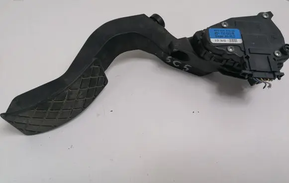 Audi A6 S6 C5 4B Accelerator throttle pedal 8D1723523M