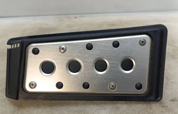 Lexus IS 220D-250-350 Foot rest pad/dead pedal 5819253060 5819253050
