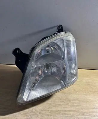 Opel Meriva A Headlight/headlamp 93321052