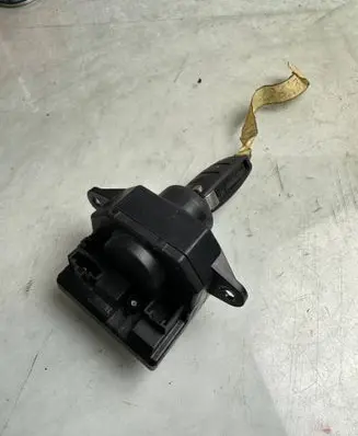 Audi A6 S6 C6 4F Ignition lock 4F0909131 33301301 4F0910131