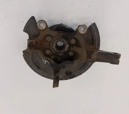 Nissan Leaf II (ZE1) Front wheel hub