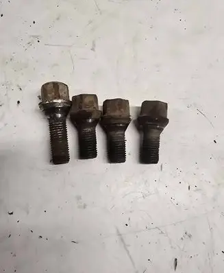 Nuts/bolts