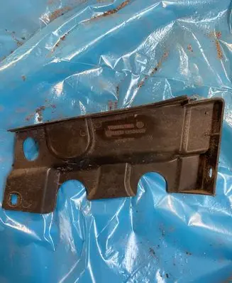 Volkswagen Caddy Other body part 1T0805234B