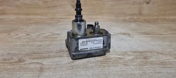 Volvo XC70 Rear gearbox reducer motor 5WP2222901 HAP511 10538301