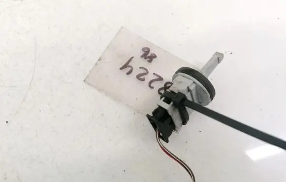 Volkswagen Golf V Interior temperature sensor 1K0907543A