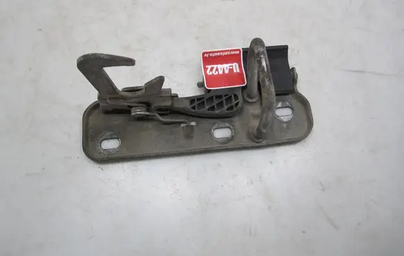 Volkswagen Golf VI Engine bonnet/hood lock/latch loop/hook 1Q0823480