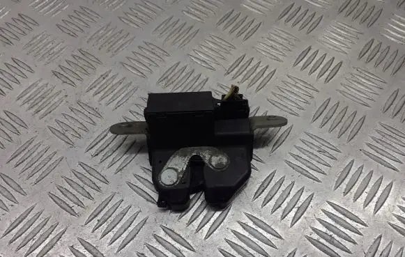 Fiat Grande Punto Tailgate/trunk/boot lock/catch/latch