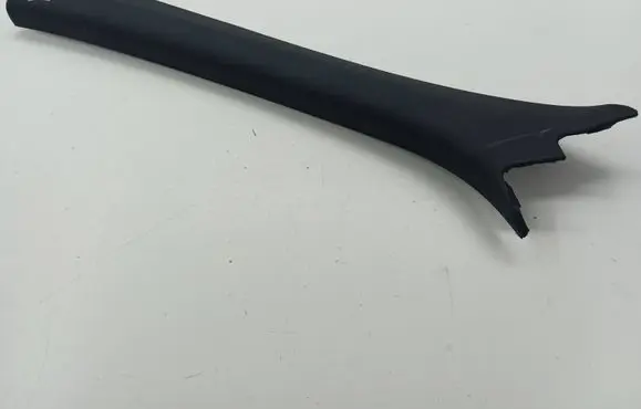 Mercedes-Benz C W204 (A) pillar trim A047563 A2046902126