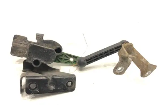 Volkswagen PASSAT B8 Headlight/headlamp level sensor 5Q0907503