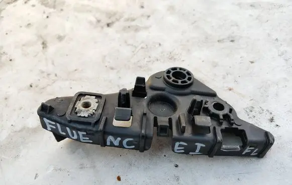 Renault Fluence Front bumper mounting bracket 620940008R