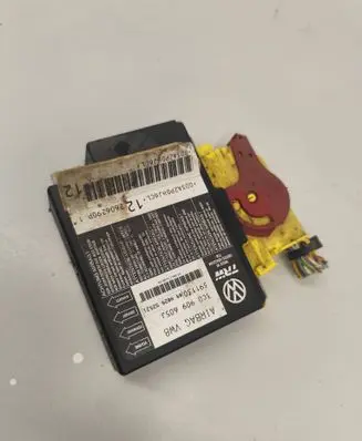 Volkswagen PASSAT B6 Airbag control unit/module 3C0909605J 003A2PDHJ6CL