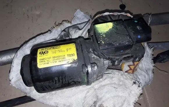 Citroen Nemo Wiper motor 1354851080 064300334