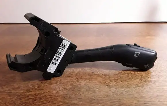 Volkswagen PASSAT B5 Wiper control stalk 4B0953503G CZK0301202022