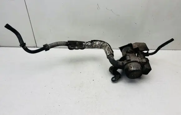 Audi A3 S3 8L Vacuum pump 1J0612181B