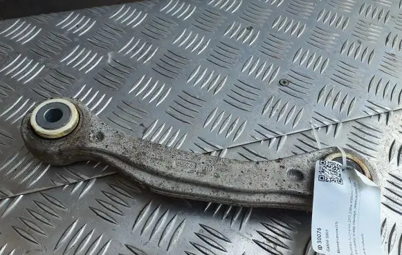 Maserati Levante Rear upper control arm/wishbone 06700372430