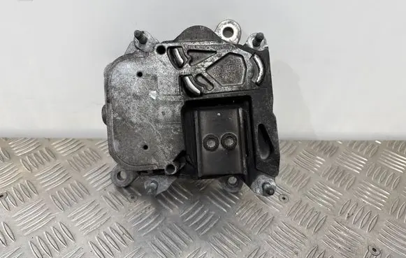 Audi Q7 4M Gearbox mount 4M0399115P 4M0399153AE