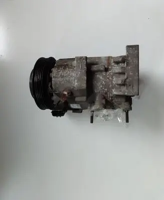 Hyundai ix35 Air conditioning (A/C) compressor (pump) F500DX9FA10