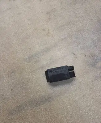 BMW 7 E38 AUC sensor 8391470 64118391470