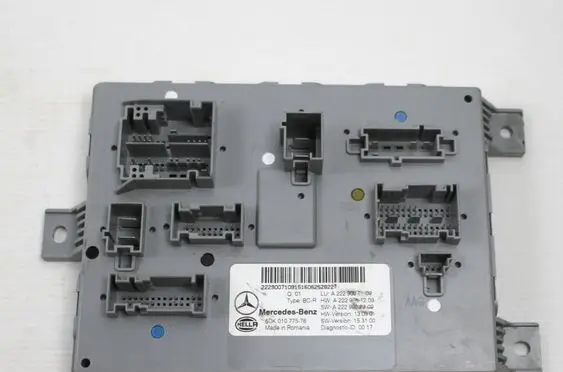 Mercedes-Benz C W205 SAM control unit A2229007109
