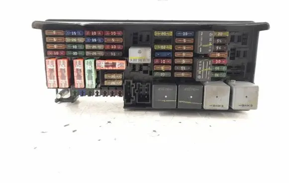 Mercedes-Benz ML W164 Fuse box set 1645402372 0025428119