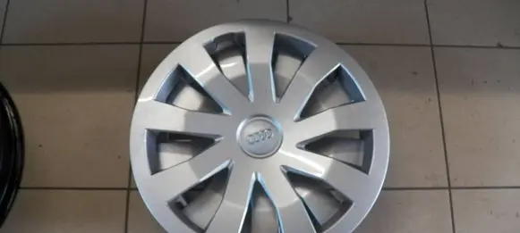 Audi A4 S4 B9 8W R16 wheel hub/cap/trim 82A601147