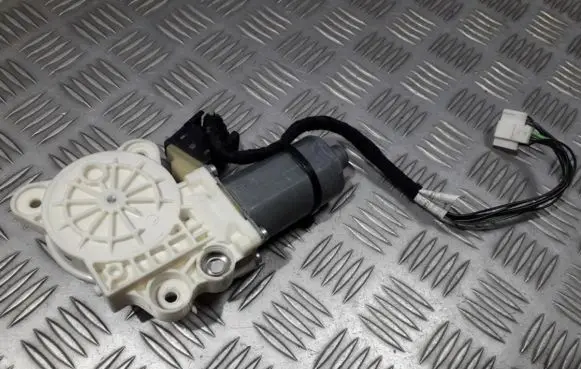 Mercedes-Benz E W211 Front door window regulator motor a2118203042 993627101