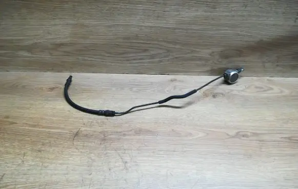 Volkswagen Touran I Clutch pipe/line 