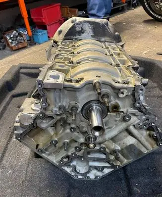 Mercedes-Benz CL C216 Engine block a1560110801
