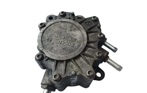 Volkswagen Touran I Vacuum pump 03G145209C