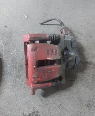 Audi A5 8T 8F Rear brake caliper 6443B