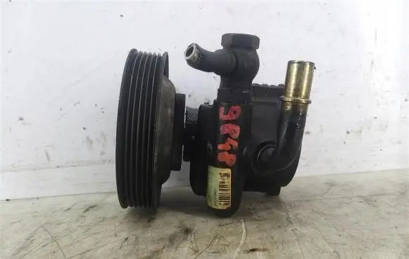 Alfa Romeo 156 Power steering pump 26103252-FK