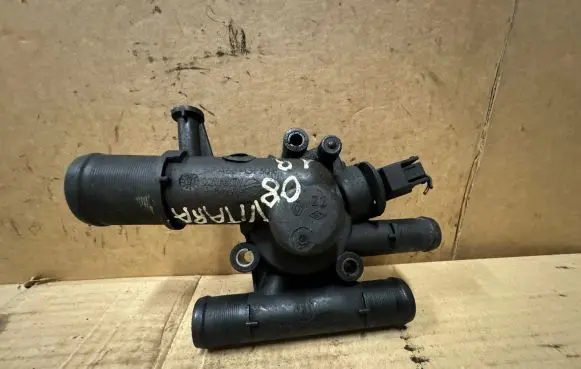 Suzuki Grand Vitara II Coolant radiator PA66GF30