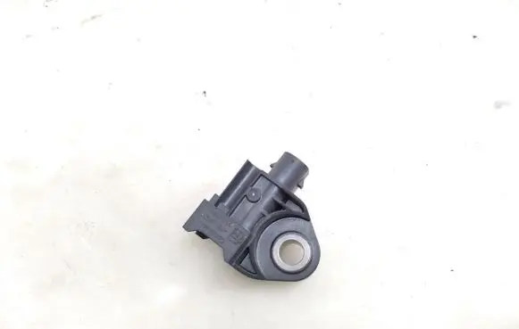 Mercedes-Benz E W213 Airbag deployment crash/impact sensor A2139051300