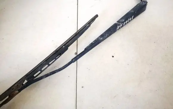 Toyota Corolla E120 E130 Front wiper blade arm