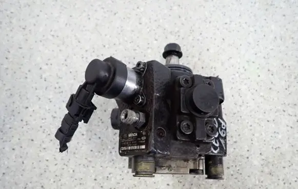 Hyundai i30 Fuel injection high pressure pump