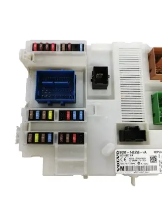 Volvo XC70 Fuse module G9T14C256HA 31314867AA 3659AF01125TP
