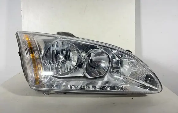 Ford Focus Headlight/headlamp 4M5113099AD