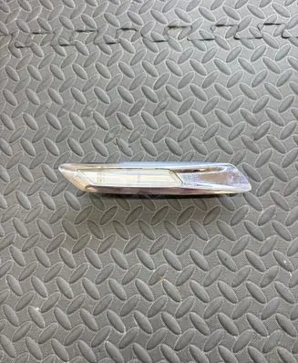 BMW 5 F10 F11 Front fender indicator light 7154167 7154169