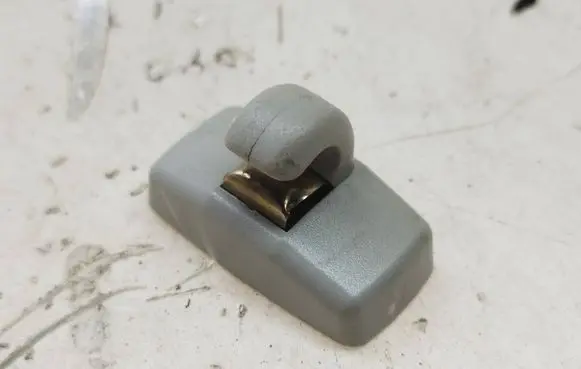 Skoda Roomster (5J) Sun visor clip/hook/bracket 1Z0857561
