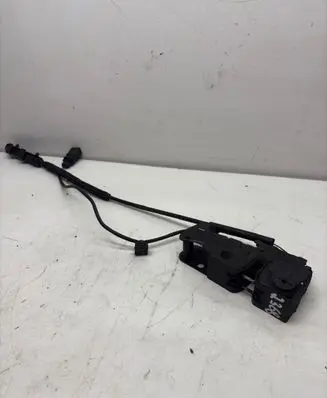 Audi A4 S4 B8 8K Engine bonnet/hood lock/catch 8T1823746 0808