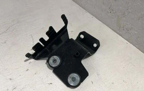 Audi Q3 8U EGR valve cooler bracket 1K0906287J