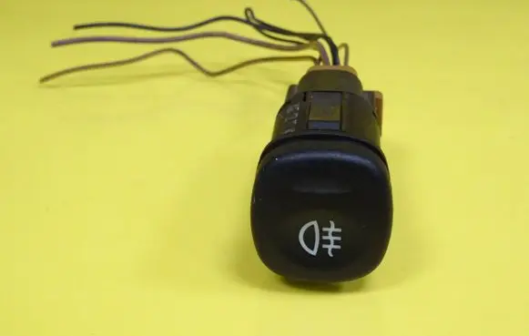Fog light switch